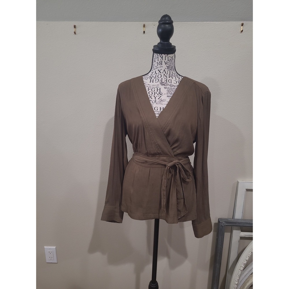 Banana Republic Olive Green Wrap Long Sleeve Blouse Top Women's SZ M office chic